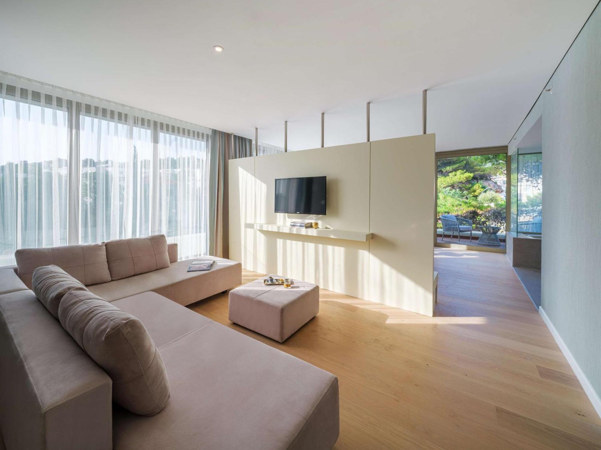 Rixos Premium Dubrovnik Hotel Ngoại thất bức ảnh Interior of a suite