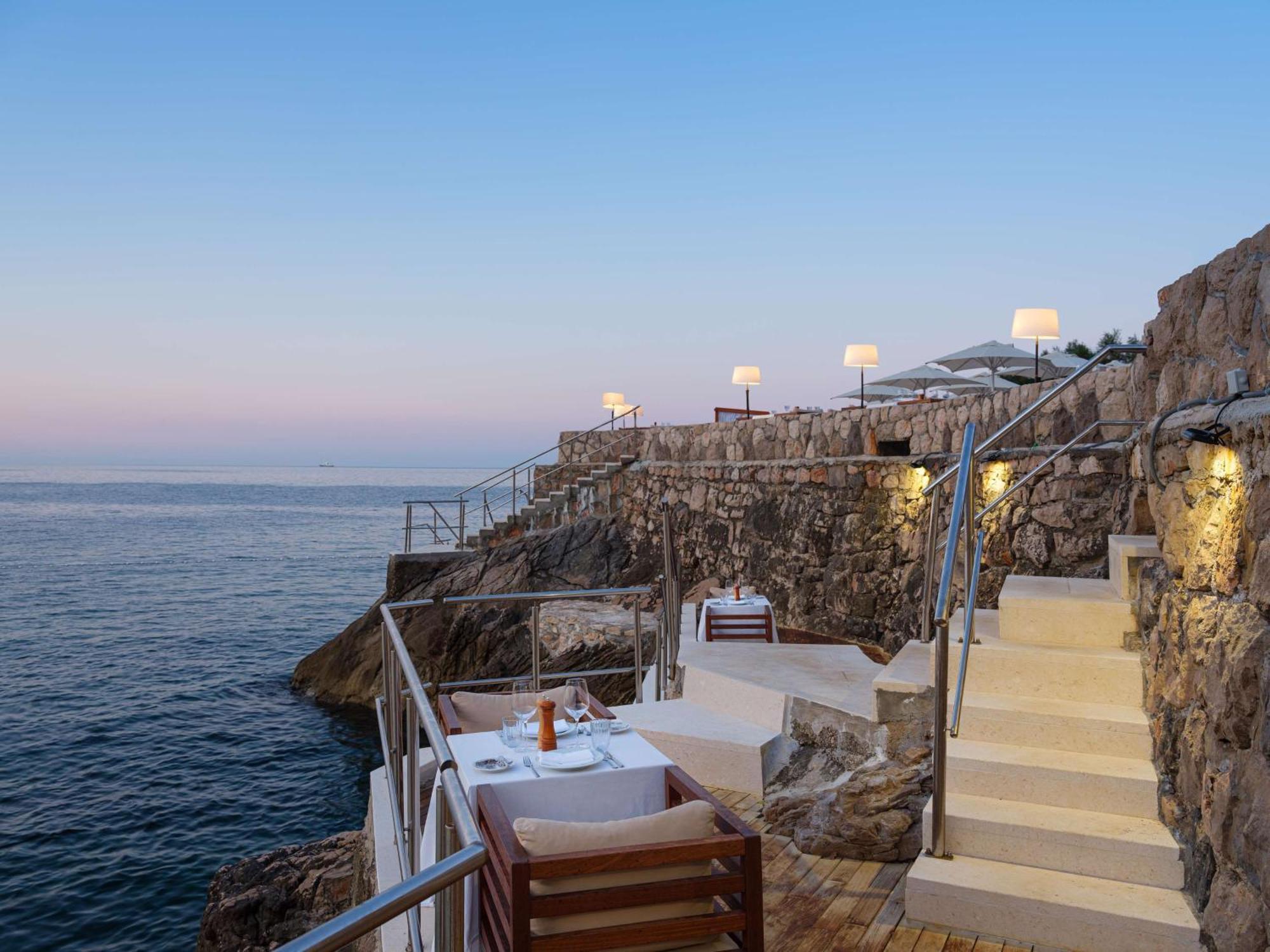 Rixos Premium Dubrovnik Hotel Ngoại thất bức ảnh The restaurant