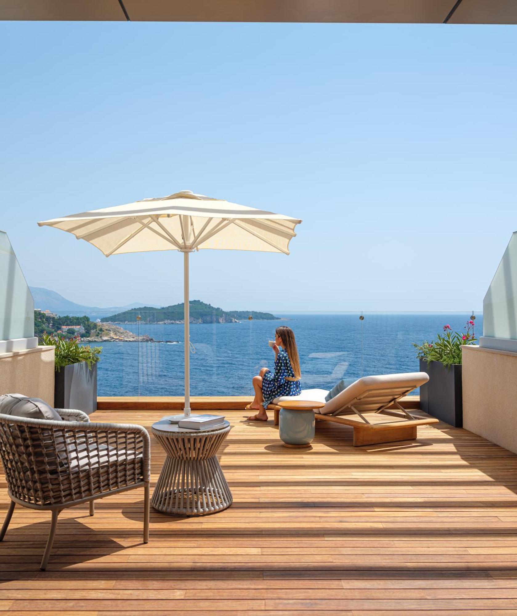Rixos Premium Dubrovnik Hotel Ngoại thất bức ảnh View from the hotel